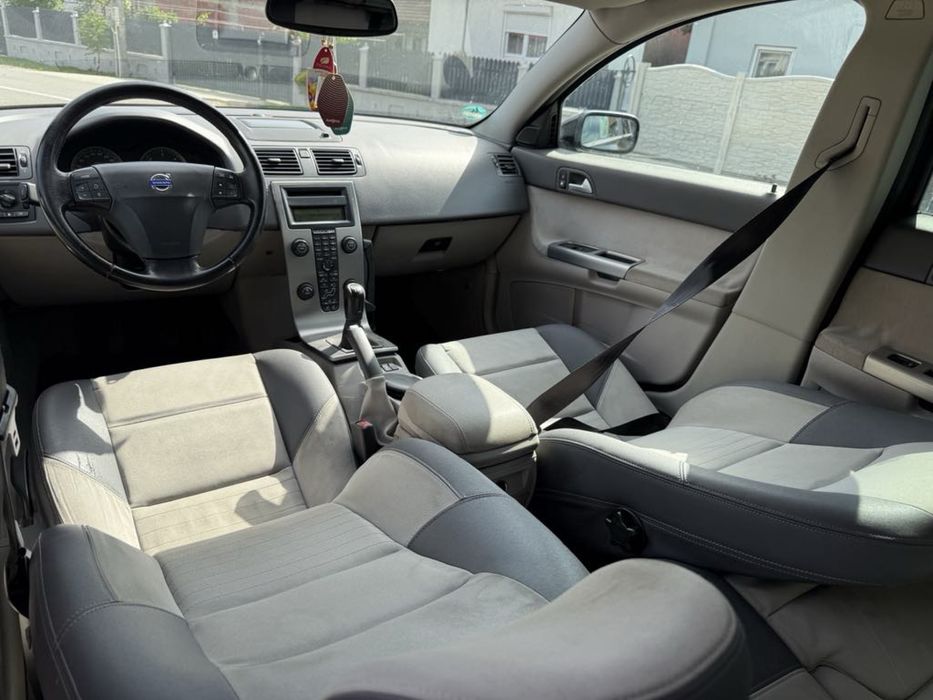 Volvo V50 anul 2006