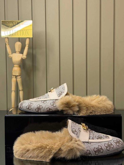 Papuci cu blana dama