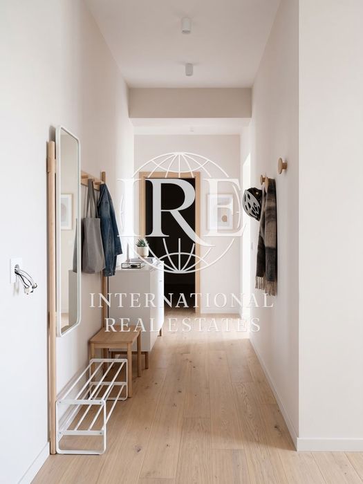 Продава се Двустаен апартамент в Варна, Автогара - 75 кв.м за 1667 €/кв.м - Снимка #9