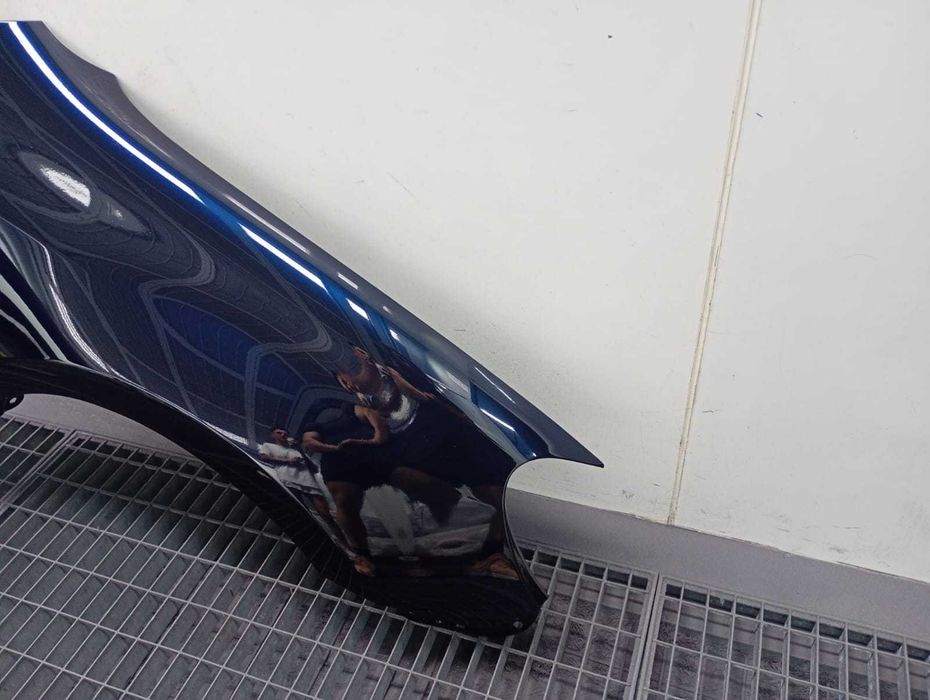 Aripa Fata Dreapta VW Golf 6 VI 2008-2013 (LC5M (Albastru))