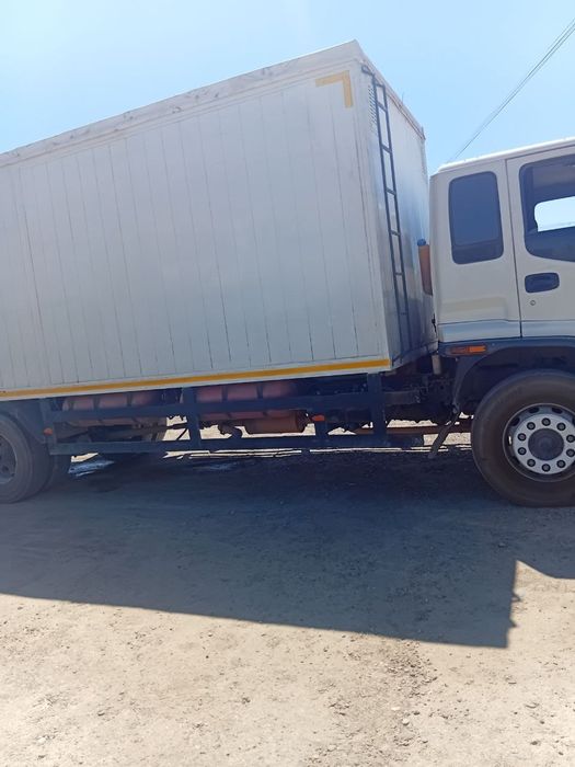 Isuzu FVr sotiladi