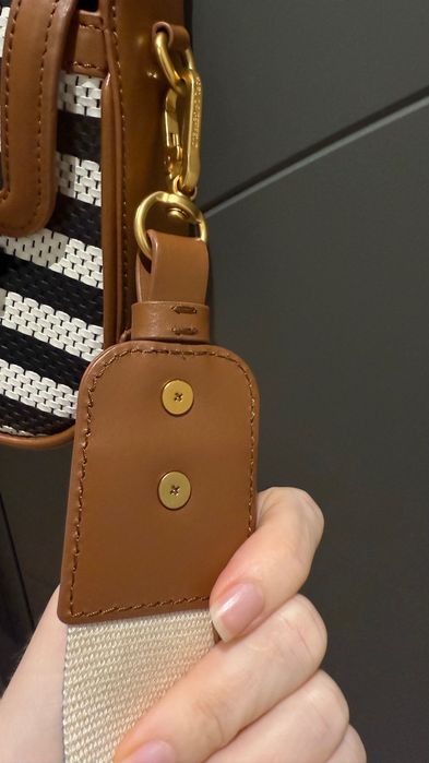 Оригинална чанта Karl Lagerfeld – като нова