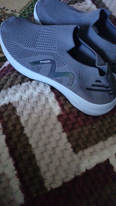 Макасины 42 р-р серого цвета