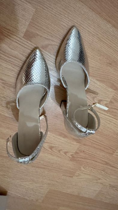 Платья на корпаратив