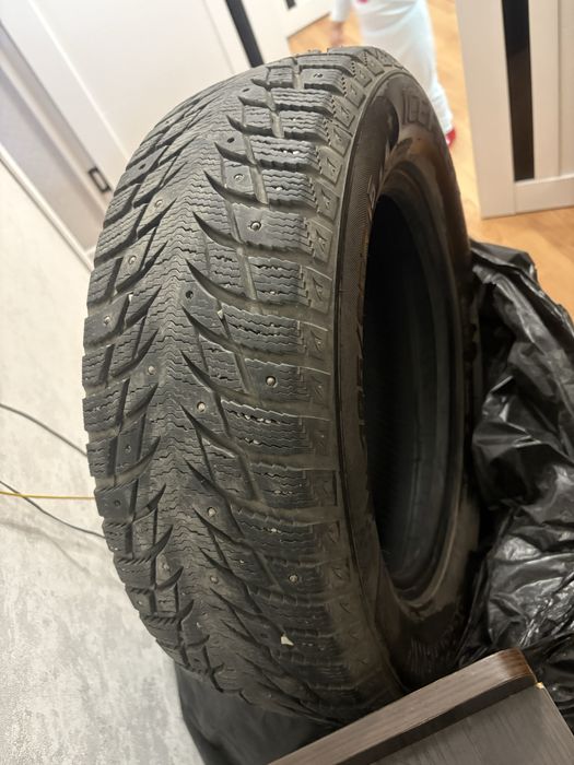 Продам зимные шины