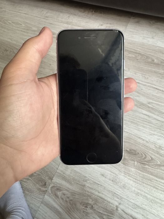 Iphone se 2020 64гб 76%