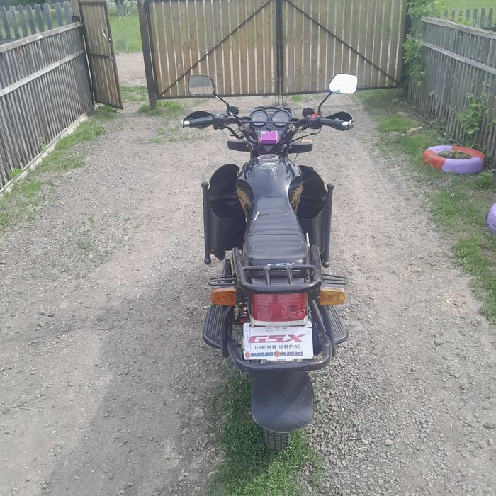 Мотоцикл GSX 200