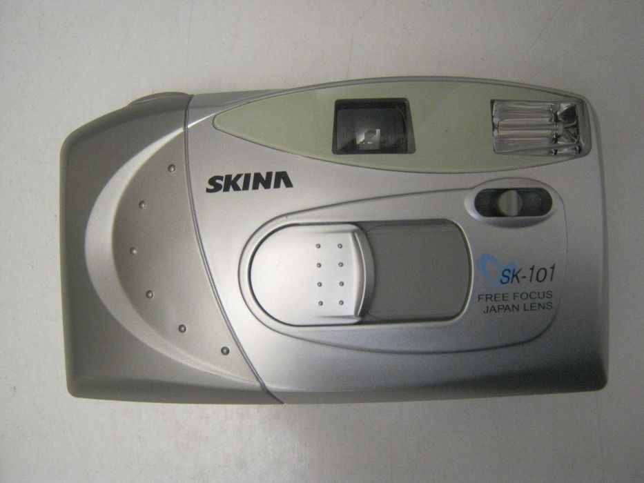 Ретро фотоапарат Скина
