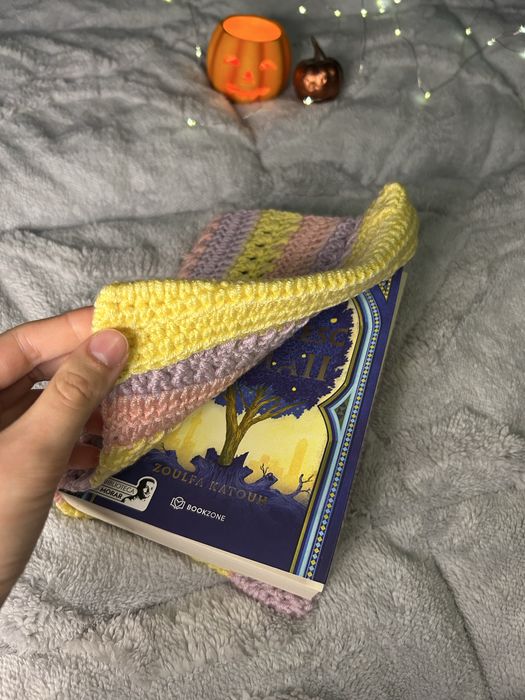 Husă croșetată pentru carte - Curcubeu, Pastel & Dantelă Handmade