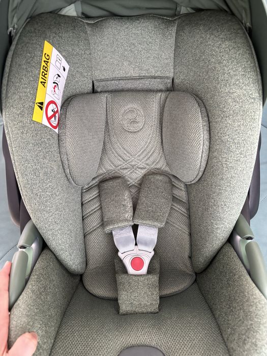 Scoica Cybex Cloud T i-size Sage Green