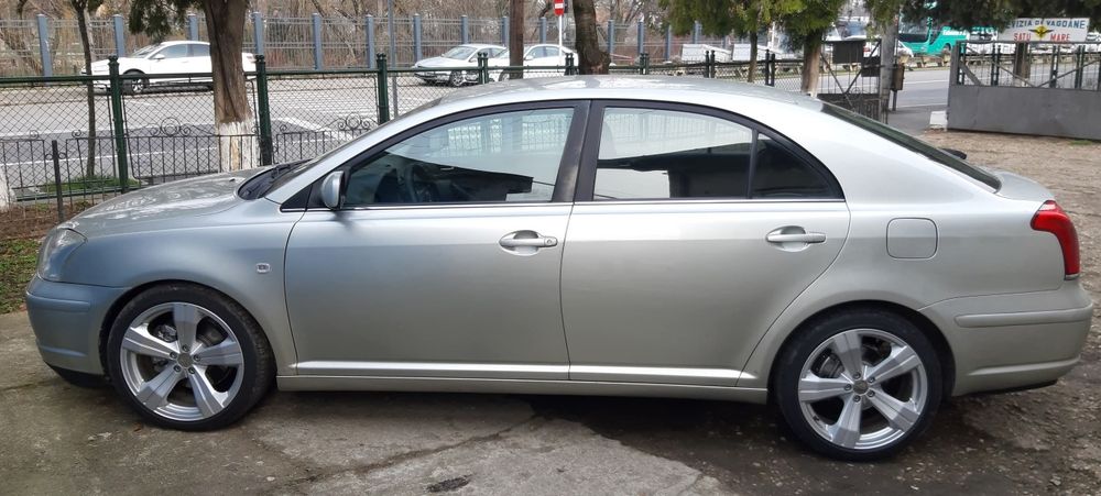 TOYOTA Avensis 2004 — imagine 2