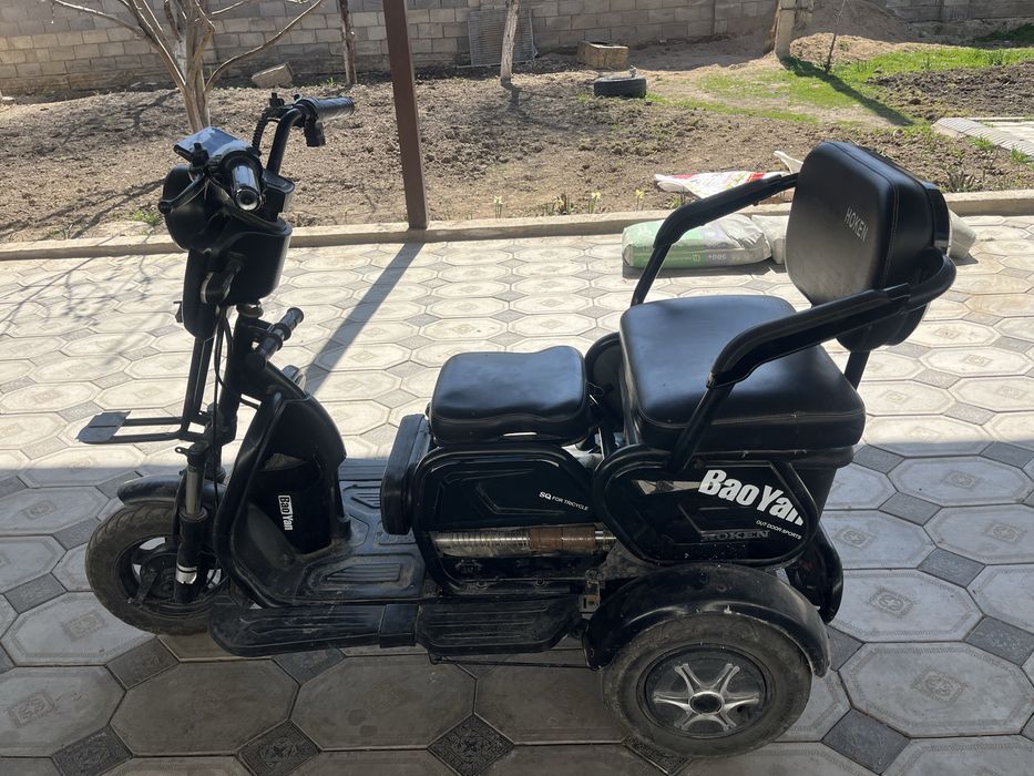 3 колесный электро скутер