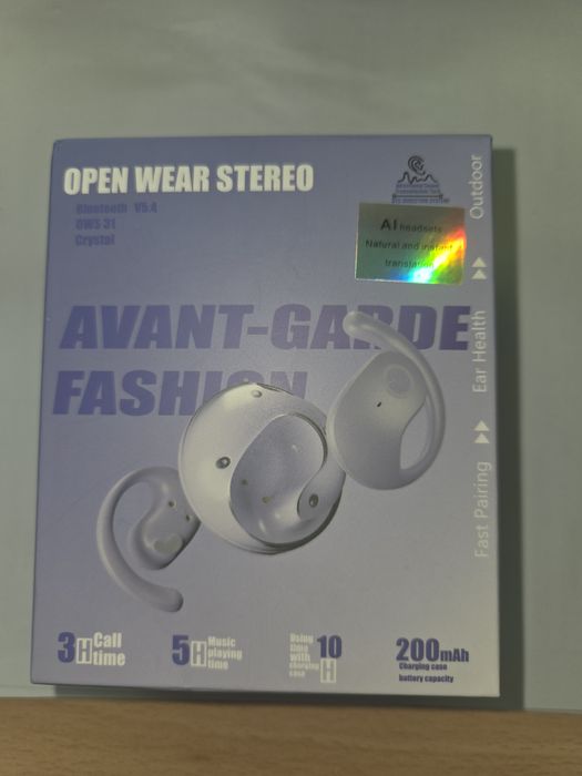 Casti traducere , AI, timp real, 144 limbi