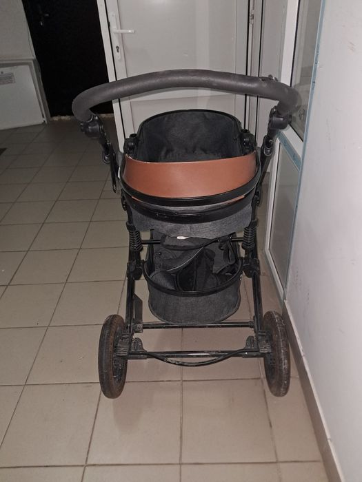 Продам коляску детскую