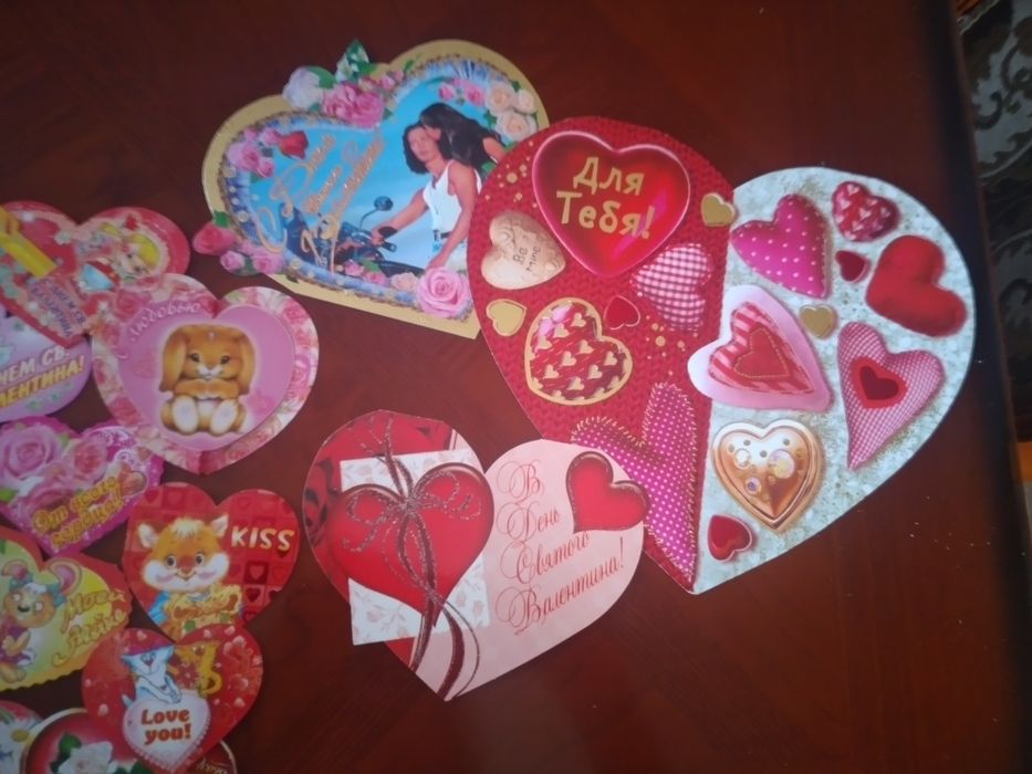 Открытки разные, новые.