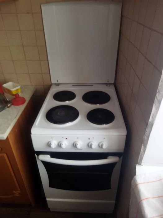 Продам 2 электроплиты