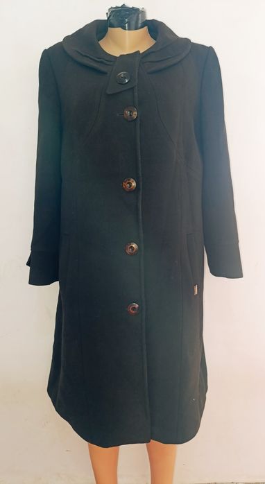 Недорого срочно продам мужские куртки и пальто