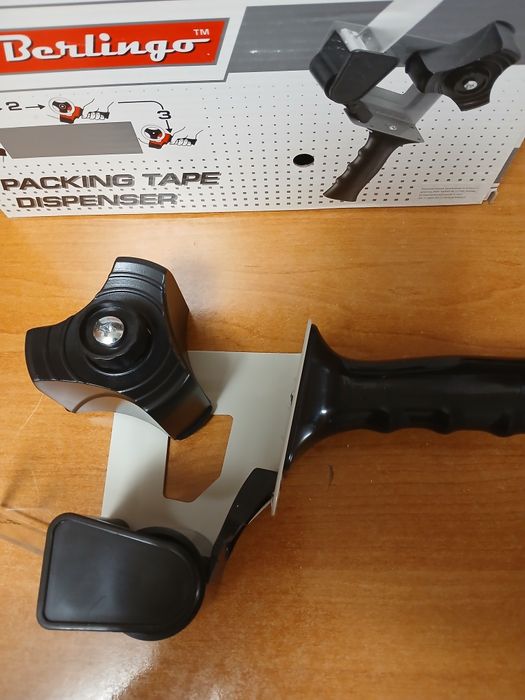 Диспенср для скотча.