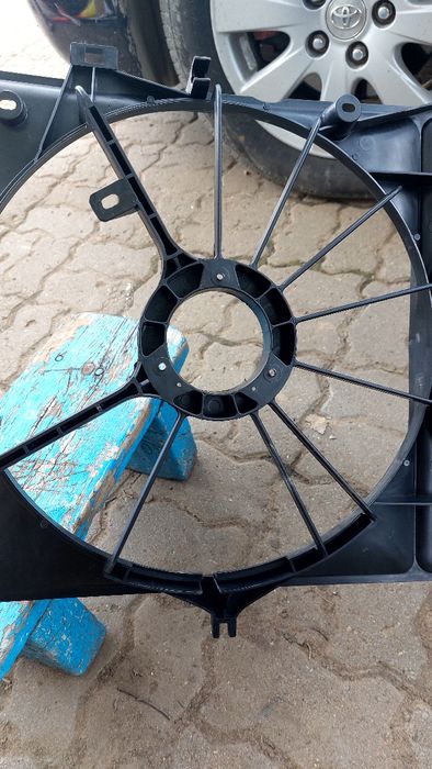 Продам диффузор на камри 40