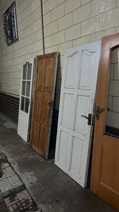 Деревянные двери