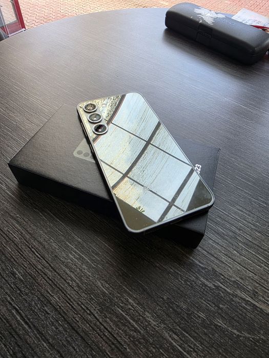 Samsung S23 5G 256GB / като нов / без забележки