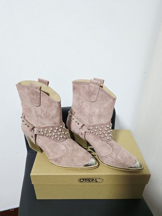 Vand ciocate superbe