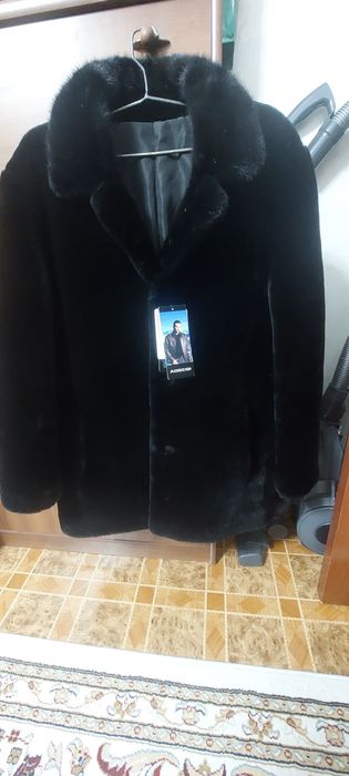 Шуба Мутон с норка воротником новая мужская 200 000тг