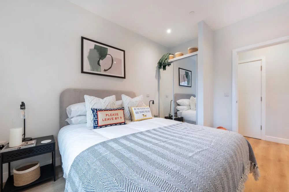 Срочно сдаётся в Мирабад авеню новая квартира!