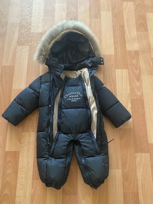 Продам детский комбинезон