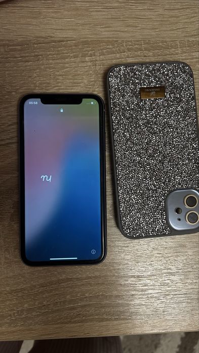 продам iphone 11