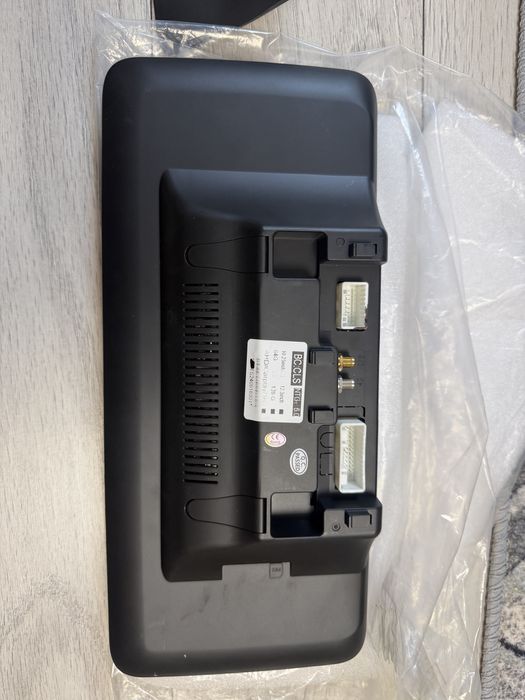 Vând navigație Mercedes CLS