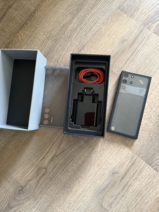 Telefon gaming redmagic 10s pro