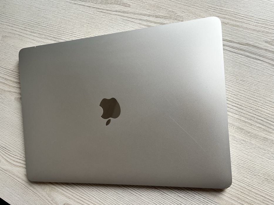 Macbook air m1 8/256