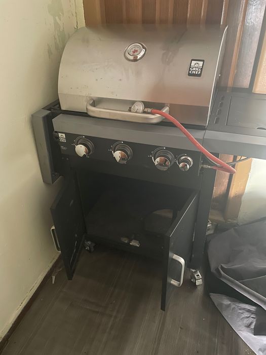 Grătar cu gaz nou