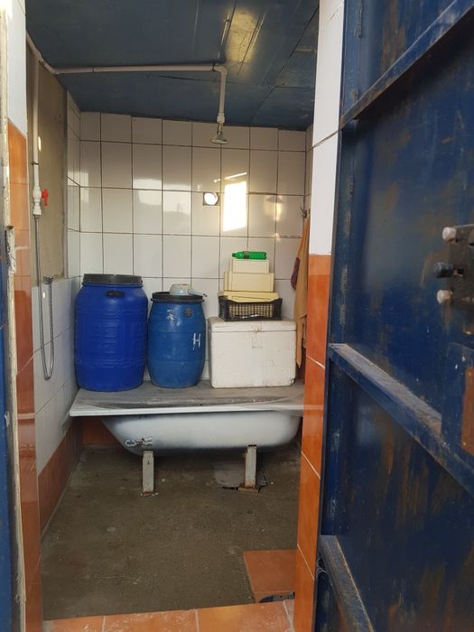 Жер үй сатылады.