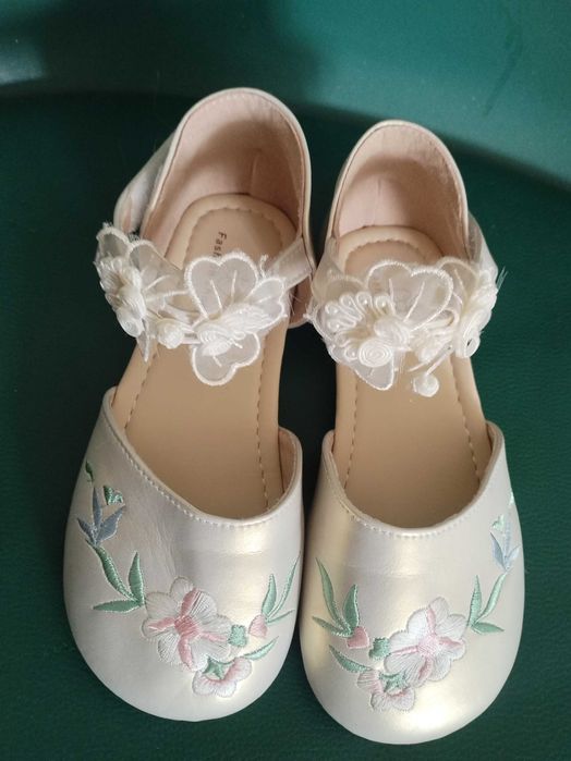 Пролетно летни детски обувки