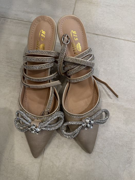 Дамски ефектни сандали в бежово и синьо