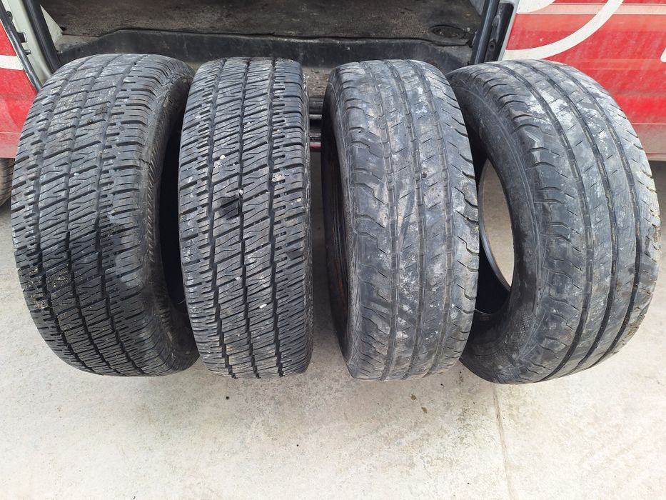 4бр Гуми за бус 15 цола 215/70/15C