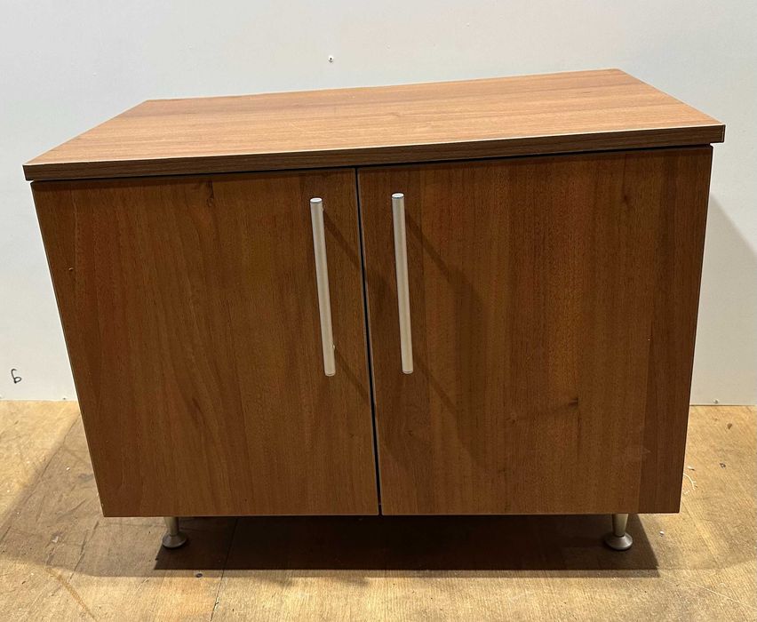 2 buc Comoda cu 2 usi si rafturi; Mic Dulap