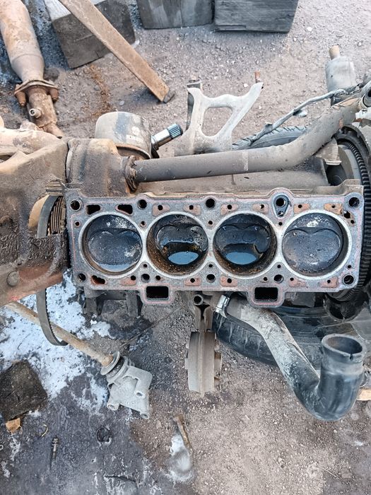 Продам по запчастям Ваз 2114