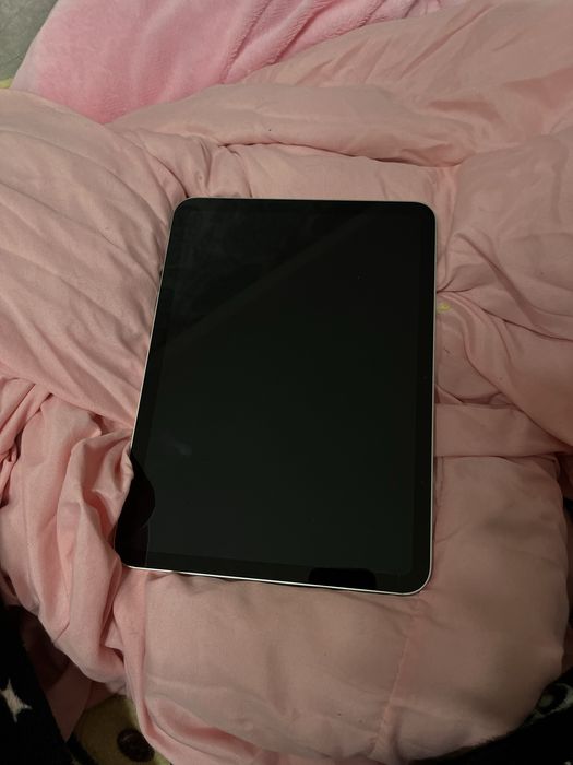 Планшет Apple iPad