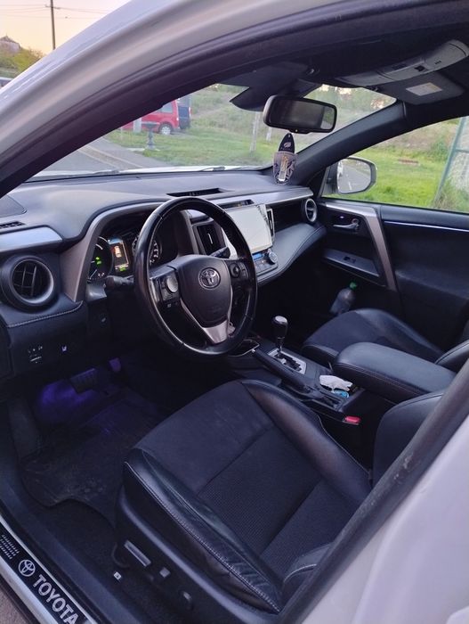 Toyota RAV4 hibrid 4x4 2.5