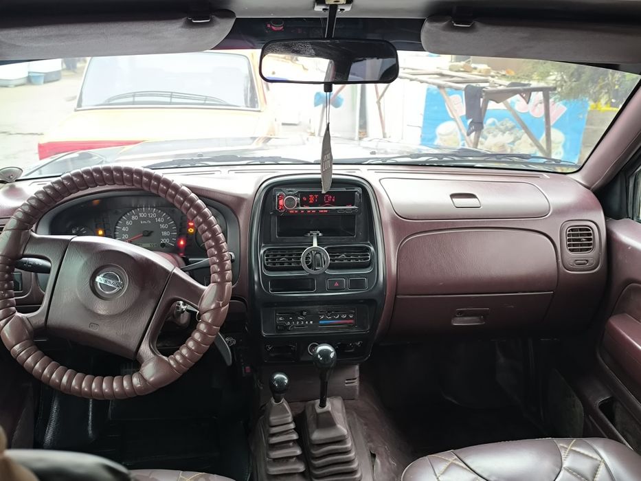 Nissan Pikap 2008 sotiladi