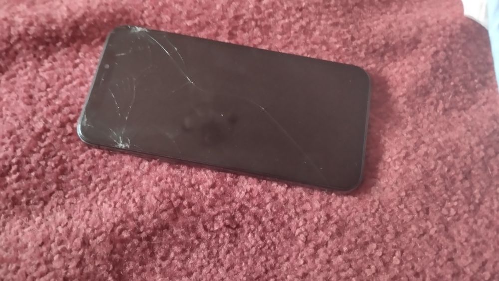 iPhone 10 не работает