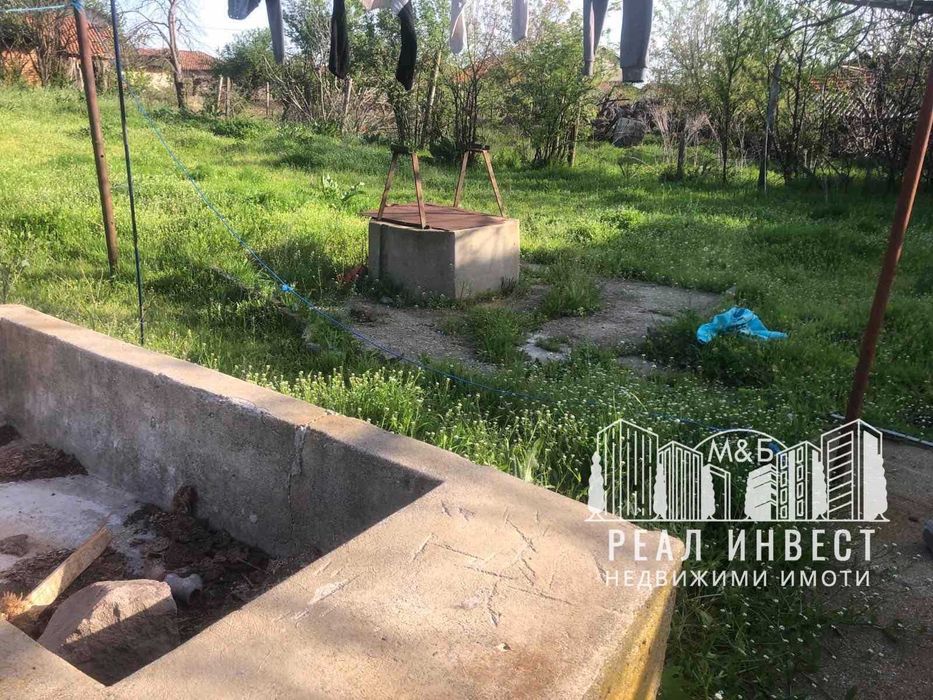 Продавам къща в с. Ябълково