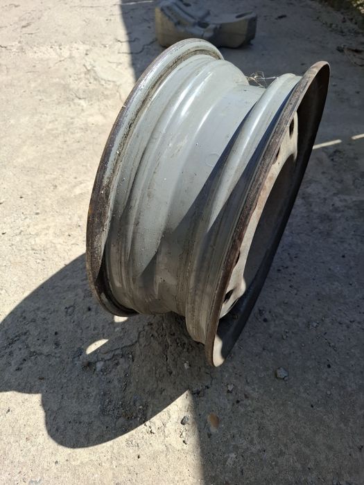 Продам диски на R14 на ваз