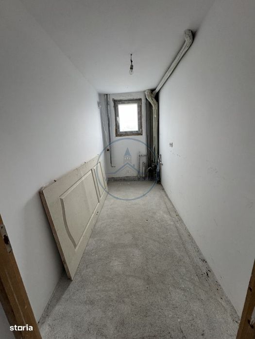 Casa de vanzare- zona Subcetate/ Industriala 1500 teren