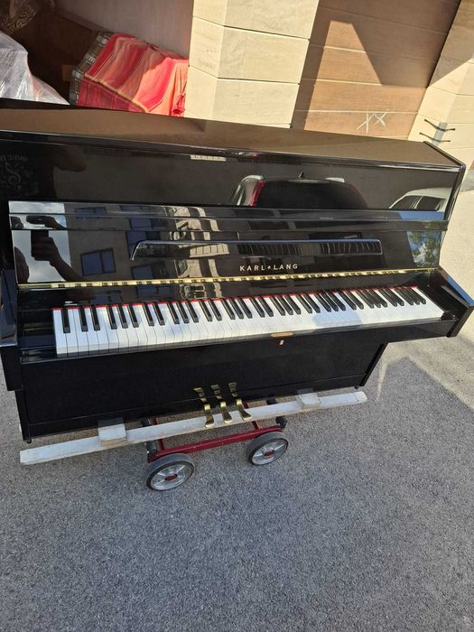 Акустично пиано Karl Lang