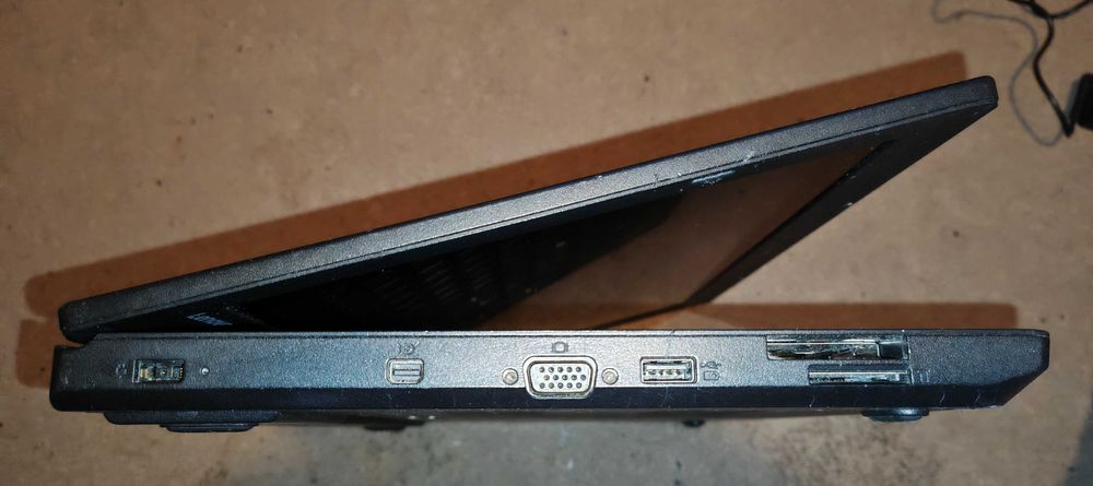 Laptop  Lenovo Core I5 7300U 16gb ddr4 display 15,6inch