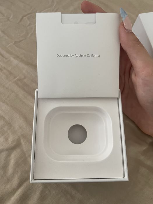AirPods кутия нова